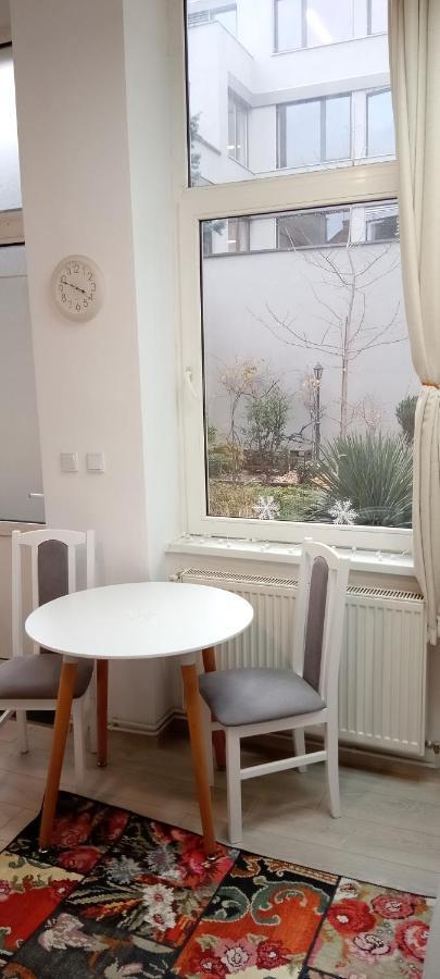 Piata Muzeului 1 Apartment คลูจ-นาโปกา ภายนอก รูปภาพ